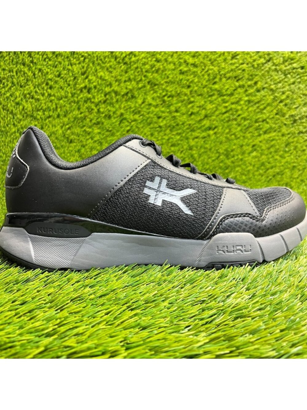 Kuru Quantum 2.0 Mens Size 10.5E Jet Black‎ Gray Athletic Running Shoes Sneakers